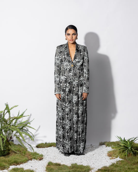 MANTIS COAT