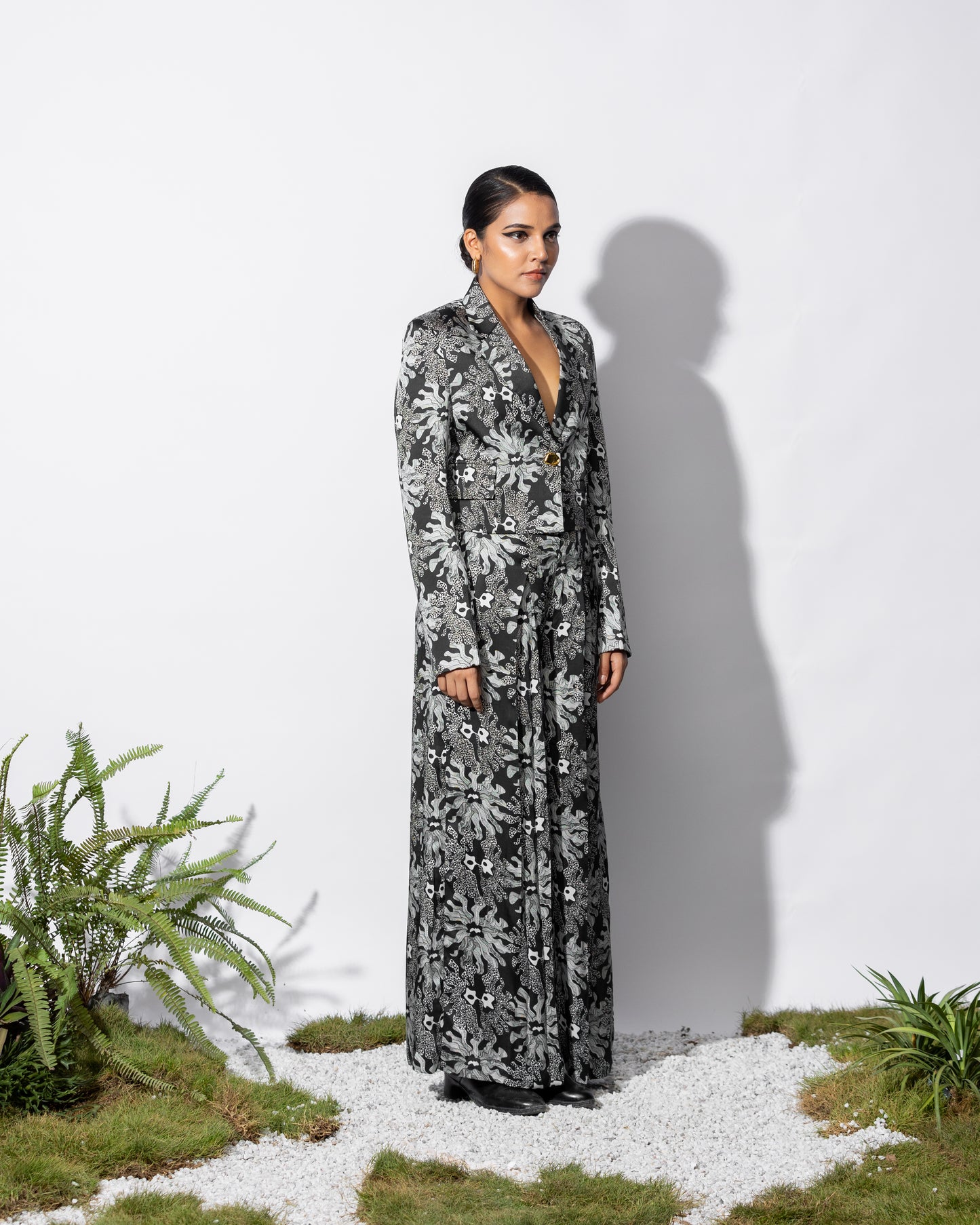 MANTIS COAT